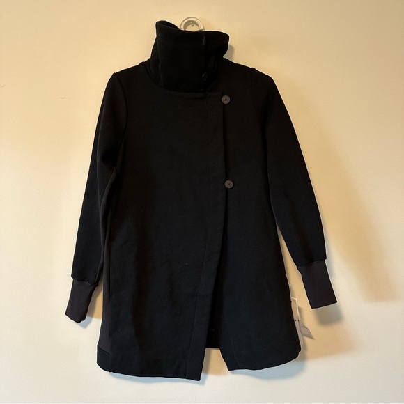 Lululemon Lab Black Yumi Asymmetrical Sweater Wrap New Size 4 - Picture 13 of 13